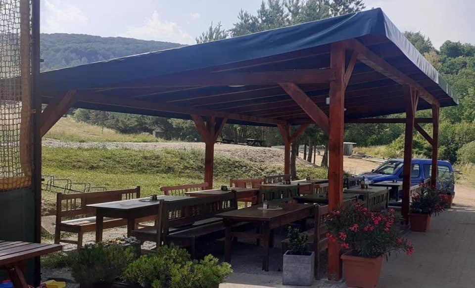 Penzion Zoo Pod Hresnou Kavecany Bagian luar foto